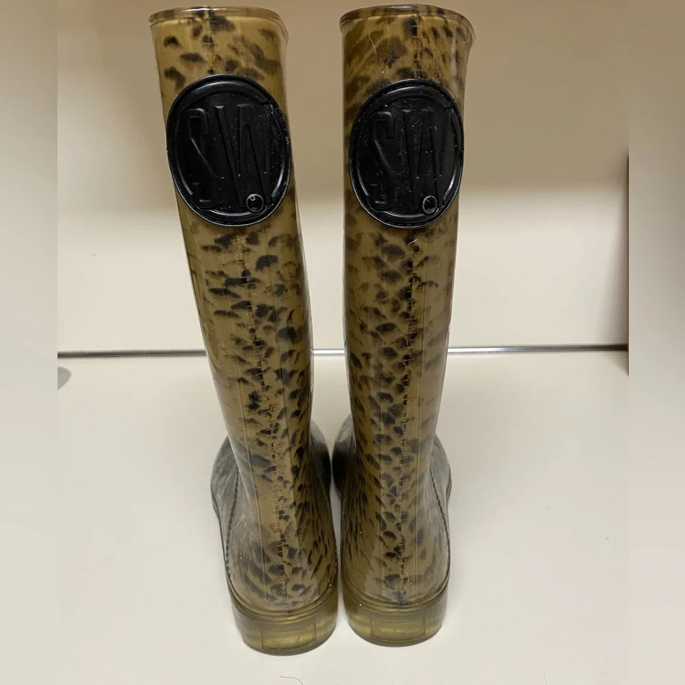 Stuart Weitzman Snakeskin Print Tall Rain Boots- Women’s‎ Size 9